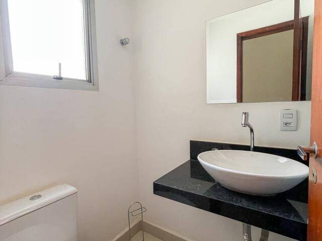 Apartamento para Venda em Cuiabá - 3