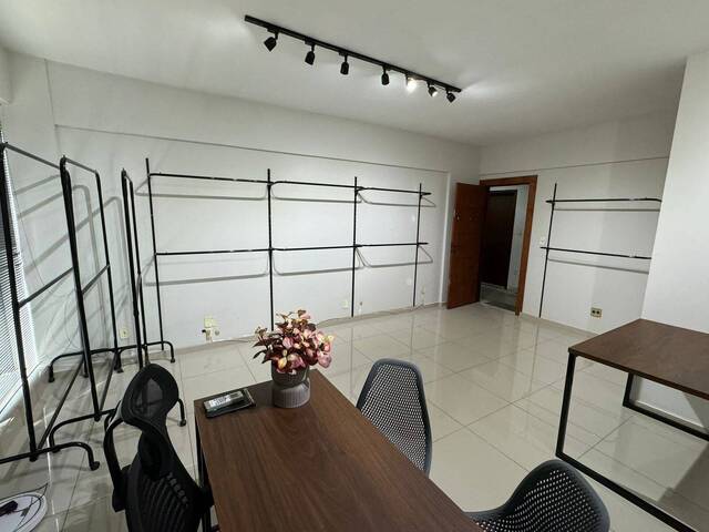 Sala para Locação em Cuiabá - 3