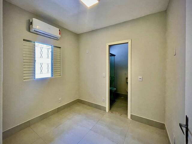 #804 - Casa em condomínio para Venda em Cuiabá - MT
